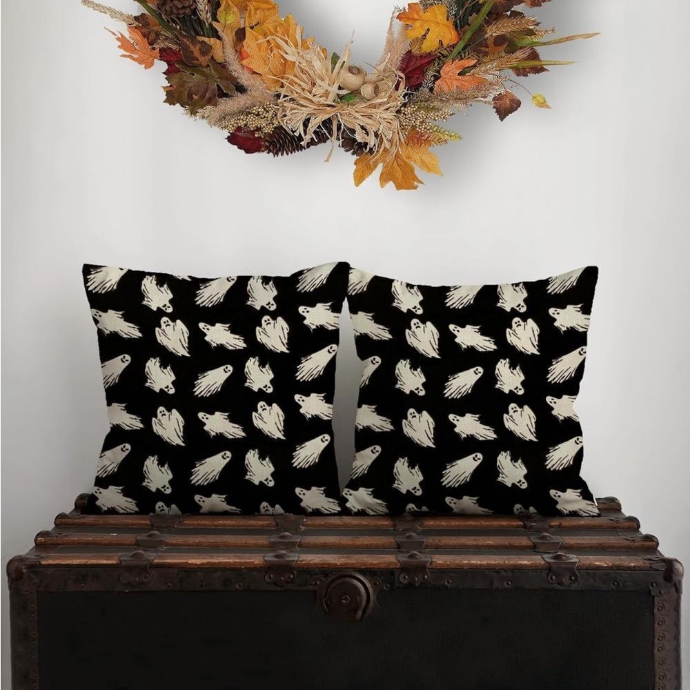 Black and White Ghost Throw Pillow Covers Set